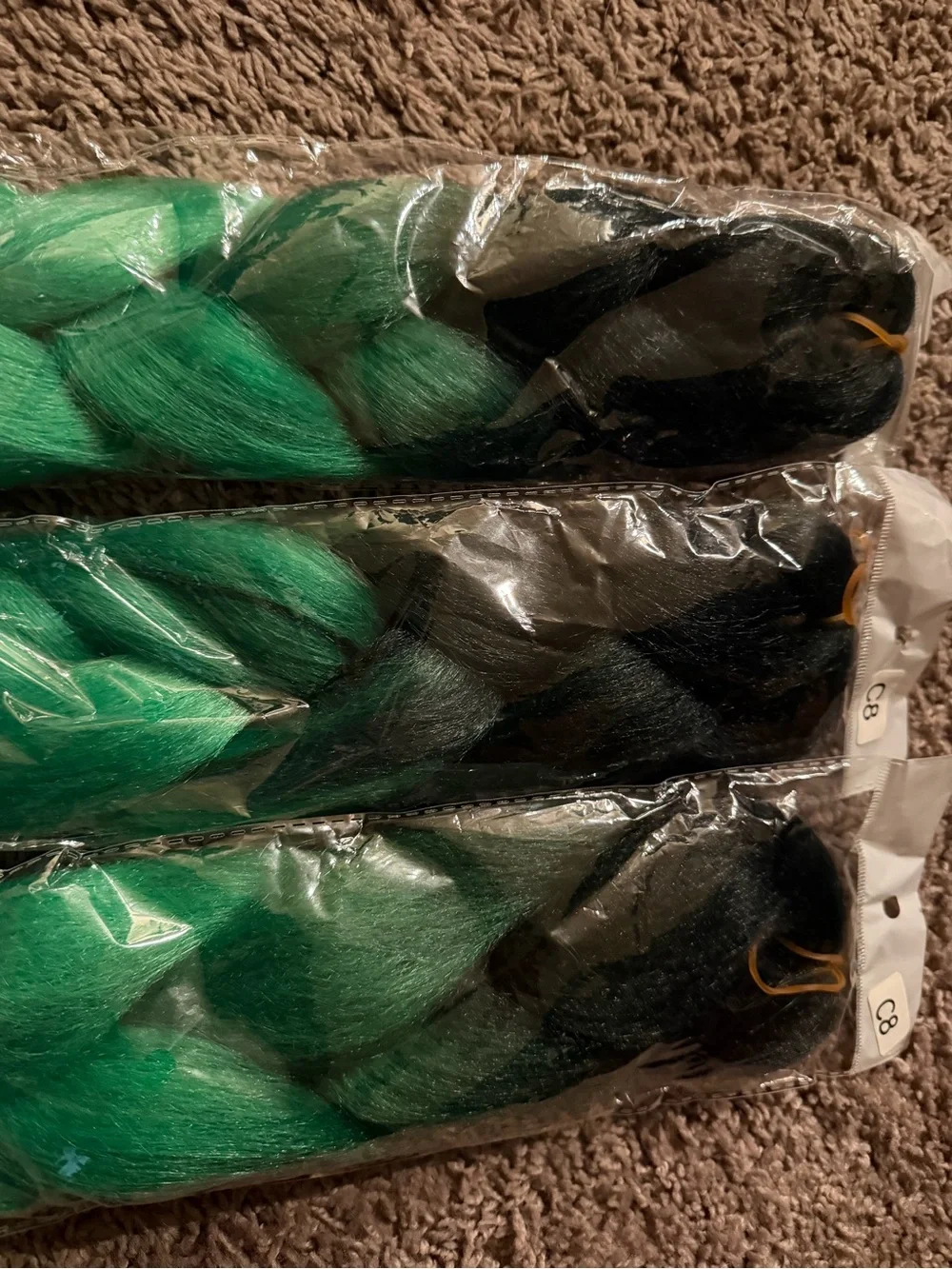 Ombre Green to Black & Mint Braiding Hair Extensions (4-Pack)